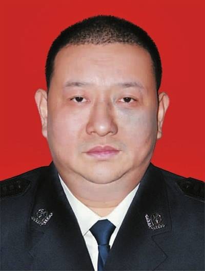 郑文斌（上海市闵行区原副区长，市公安局闵行分局原党委书记、局长）