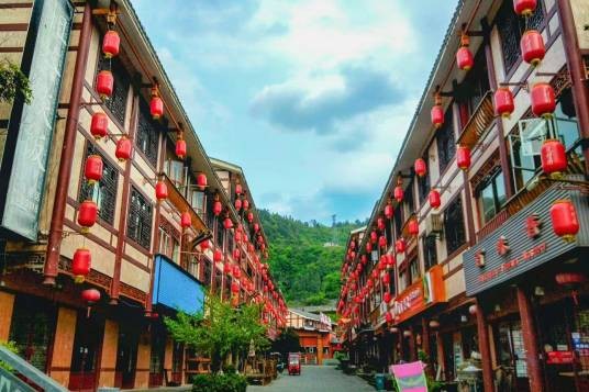 苗侗风情园