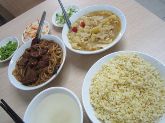 陕北黄米饭小炒肉