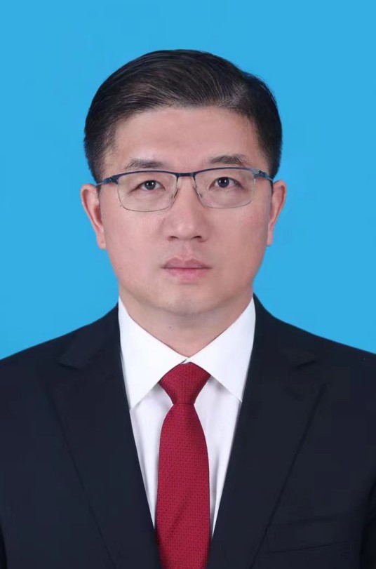 赵炜（山东省滕州市委常委，市政府党组成员、副市长）