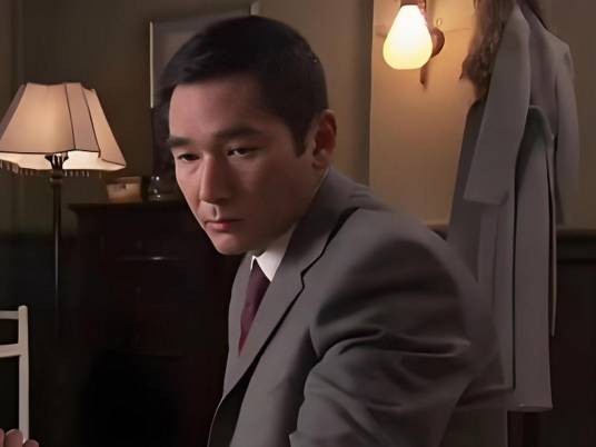郭世宏（电视剧《金大班》中由方中信饰演的上海企业家角色）