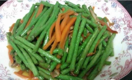 长豆炒肉丁