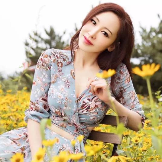 蓝沁(中国内地女歌手)