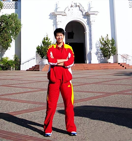 张晓雅