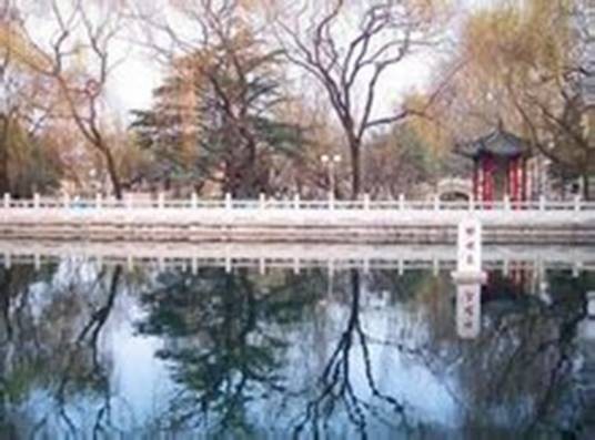 珍珠泉（山东省济南市珍珠泉）