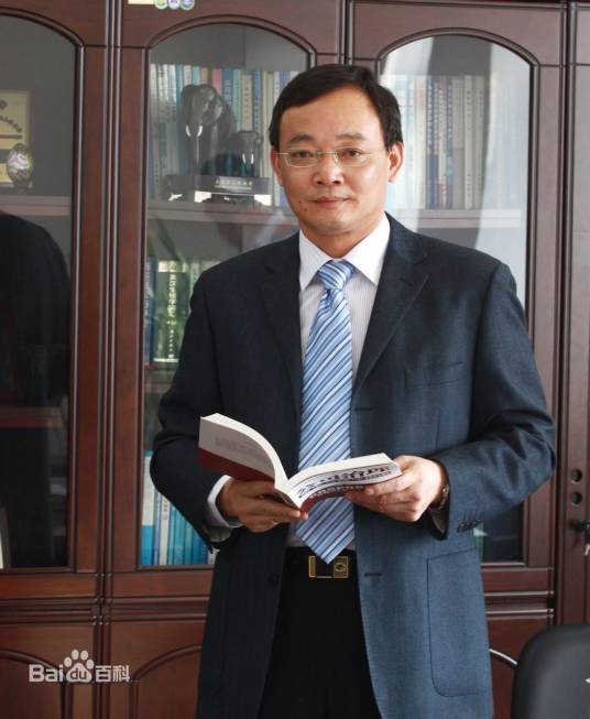 吴文忠（国家万人计划-科技创业领军人才、新世纪百千万人才工程国家级人选）