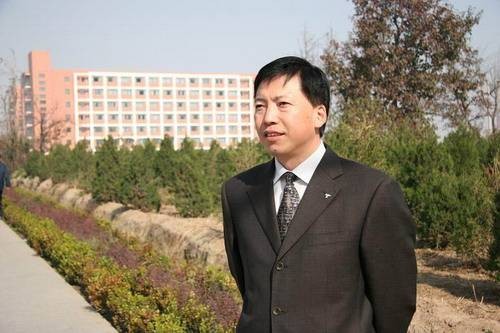 李志忠（兰州理工大学教授）