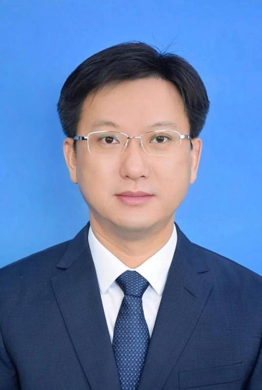 潘杰（江苏省镇江市住建局局长、党委书记）