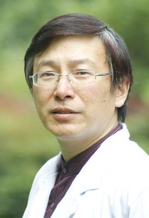 许良(上海市中医医院神志病科主任医师)
