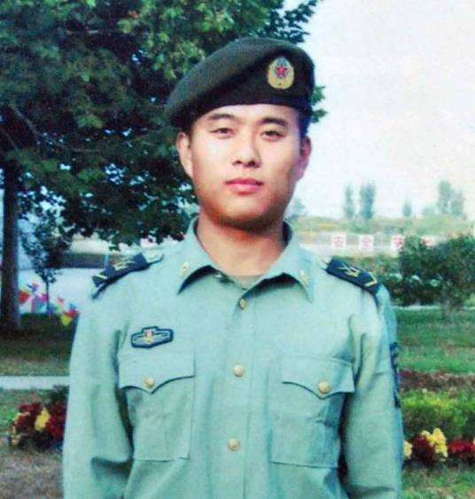 王军强（中国书画名家经纪人、书画家）