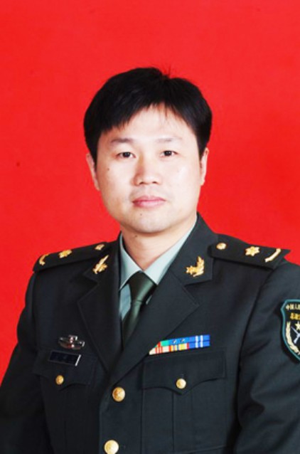 丁晓平（鲁迅文学奖获得者，解放军出版社副总编辑）