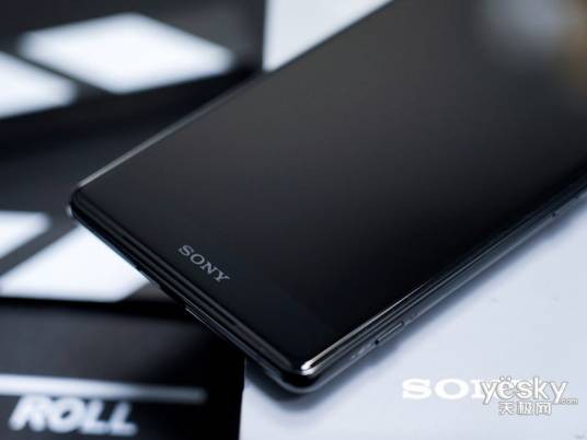 索尼Xperia XZ2 Premium（双4G）