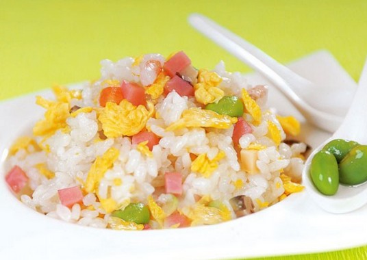 腊肠炒饭