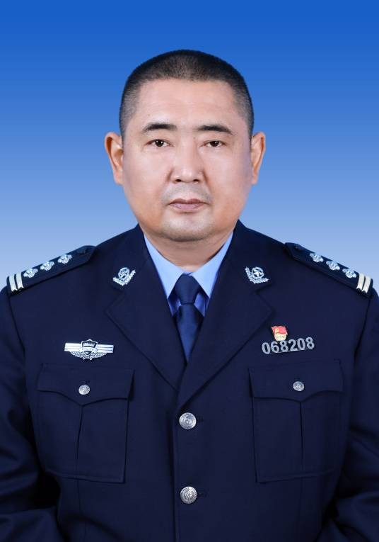 胡兴（四川省凉山彝族自治州公安局刑事侦查支队支队长）