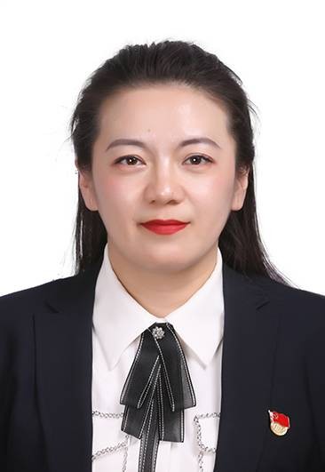 刘翠青（青海省西宁市城西区文汇路街道文亭巷社区党委书记、居委会主任）