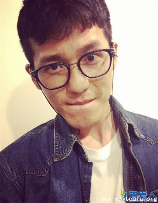 曹光（电视剧《微微一笑很倾城》及电影中的角色，由白宇饰演）