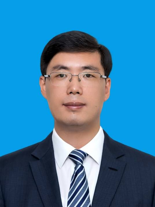 洪庆（第二十届中央候补委员，吉林省人民政府党组成员、秘书长）