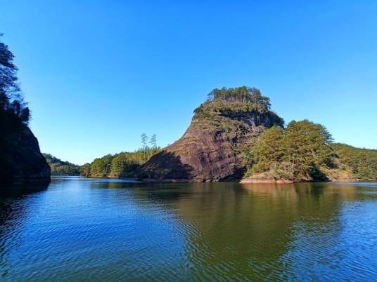 石门湖（福建省龙岩市的一个旅游景区）
