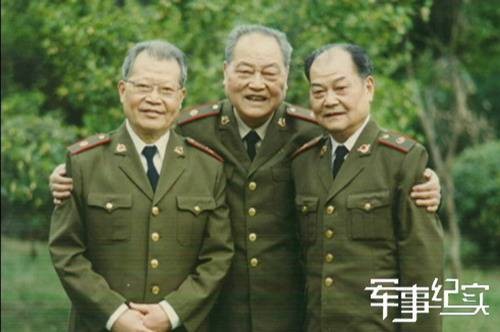 黎氏三兄弟