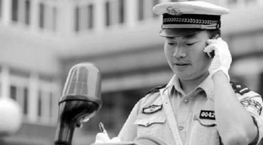 刘春阳（成都交警一分局一大队02警务区警长）