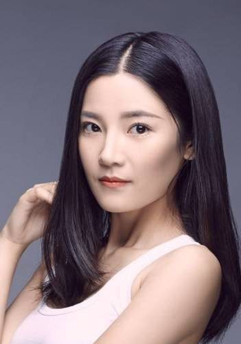 何佳颖（中国内地女演员、制片人）