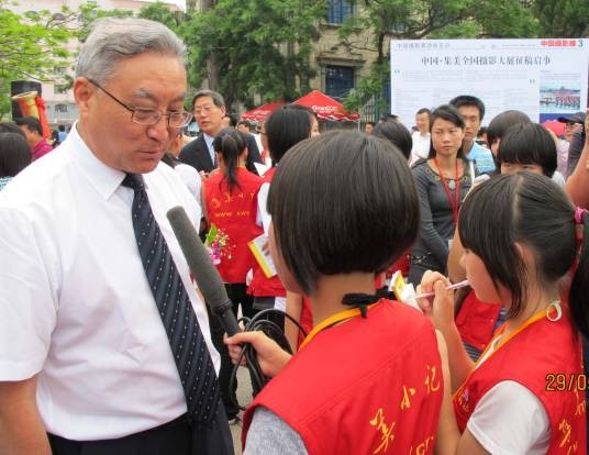 张铭清（厦门大学新闻传播学院院长）