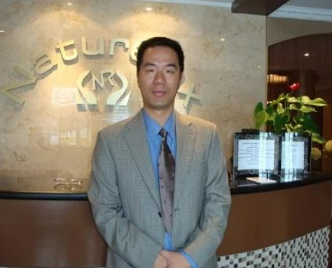 许亮亮（中国福建达利集团原副总裁）