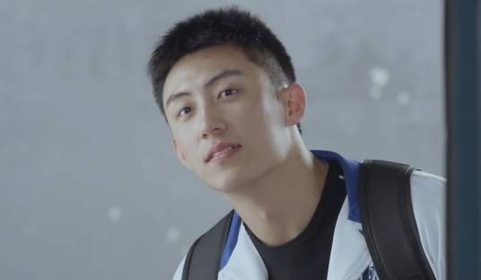 顾海（网络小说及剧集《上瘾》男主角）