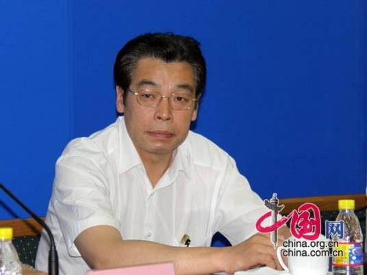 蔡炳华（黑龙江省人大民族侨务外事委员会原主任委员）