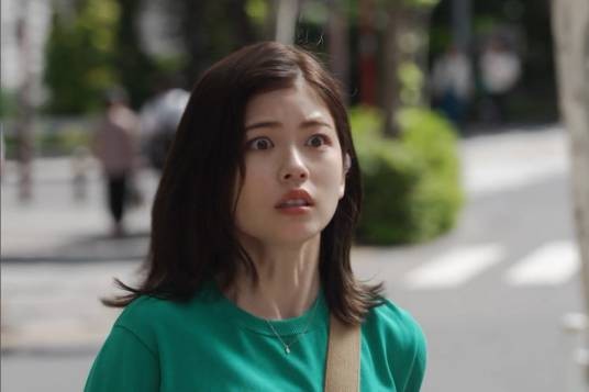 佐藤爱（爱情剧《她很漂亮》中的角色）