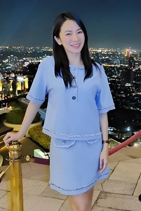 李彩宁