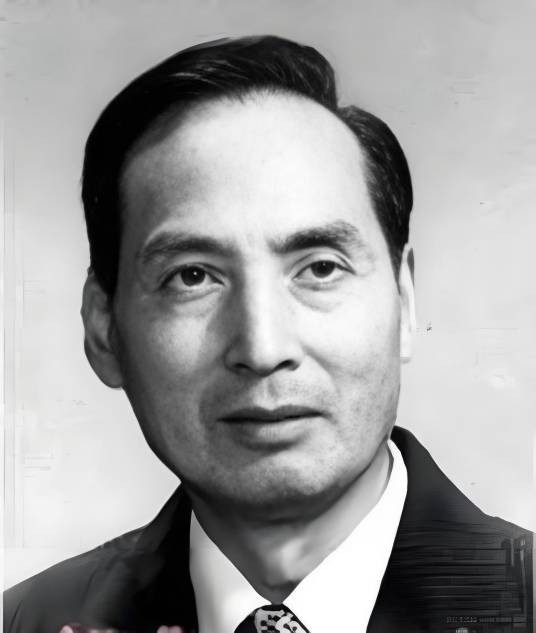 张韶（中国音协二胡学会原会长）