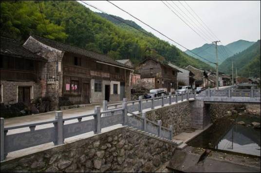 栖霞坑村