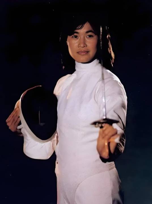 栾菊杰（前加拿大女子花剑队运动员）