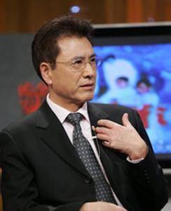 王华英（中国内地男演员、上海话剧艺术中心演员）