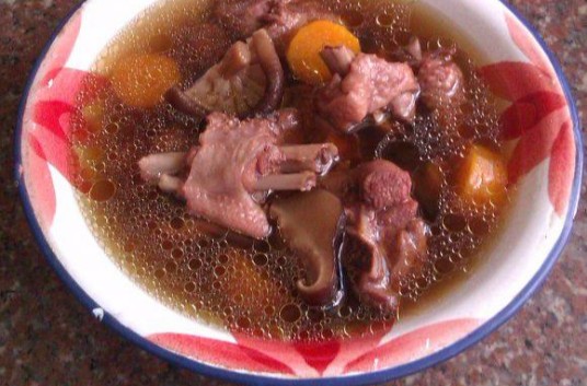 香菇鸭汤