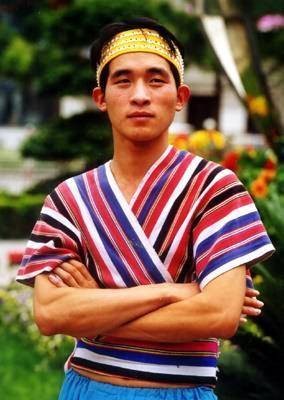 独龙族（主要聚居在云南省人口较少的少数民族之一）