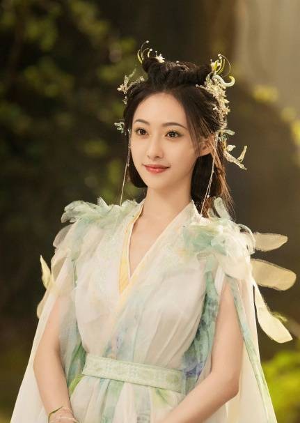 涂山容容（电视剧《狐妖小红娘·月红篇》中的女角色）