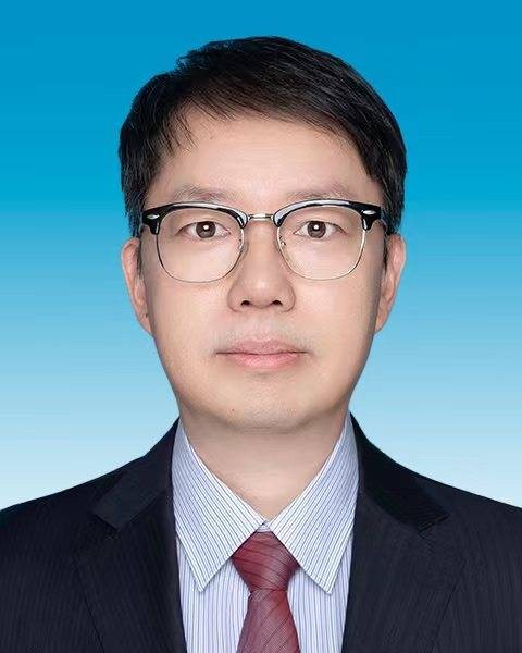 周青（天津市东丽区政府党组成员、副区长，区红十字会会长）