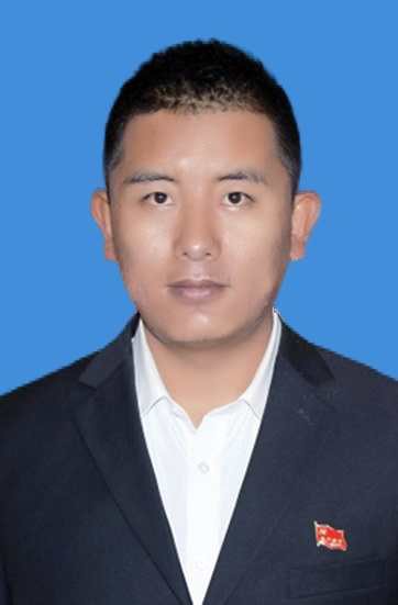 多吉（西藏日喀则市聂拉木县纪委副书记、监察委员会主任）