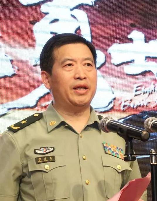 张方军（中国人民解放军中部战区空军政治工作部副主任）