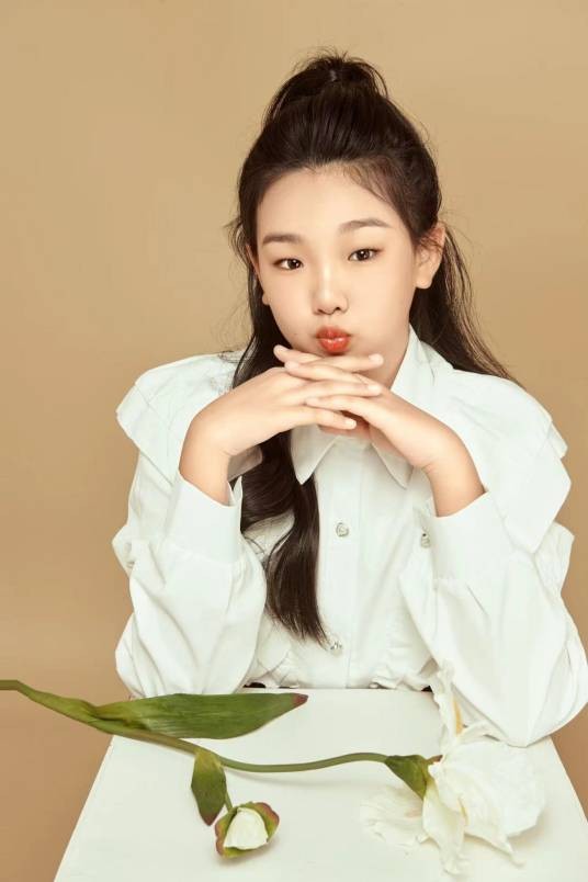 王思彤（中国香港女演员、歌手）
