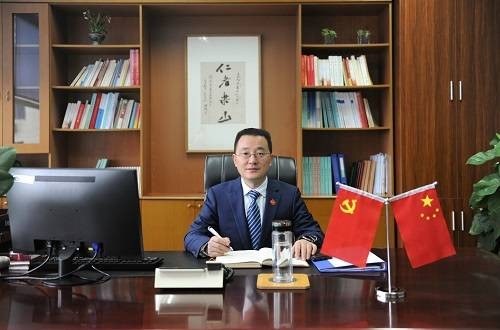 刘进（乐山师范学院党委书记）