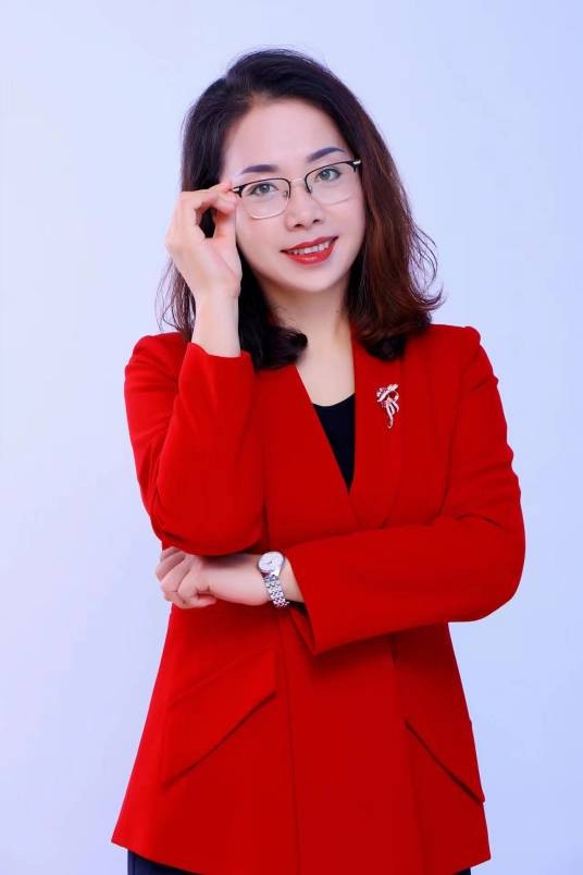 杨凤霞（嘉悦健康培训体系创始人兼药店专业知识主讲人）