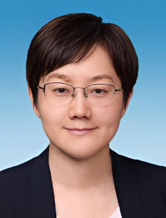 张莹(江西省委常委、省委统战部部长)