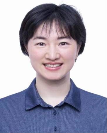 盛怡（上海体育大学副教授、第七届中国羽毛球协会理事）