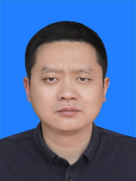 许健（江西省九江市湖口县委常委、县委组织部部长）