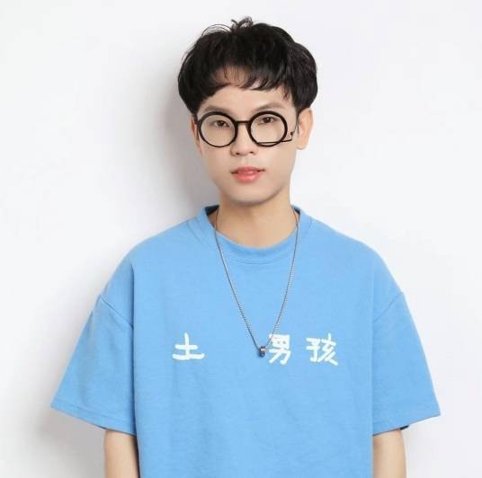 苏玮（中国内地男歌手）