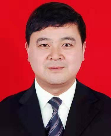 杨红兵（四川省眉山市林业局原党组成员、副局长）
