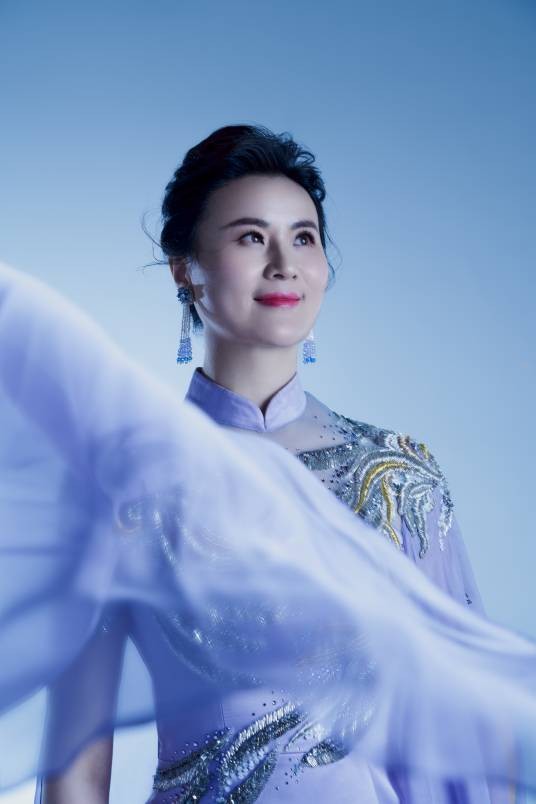 王雅宁（中国女高音歌唱家）